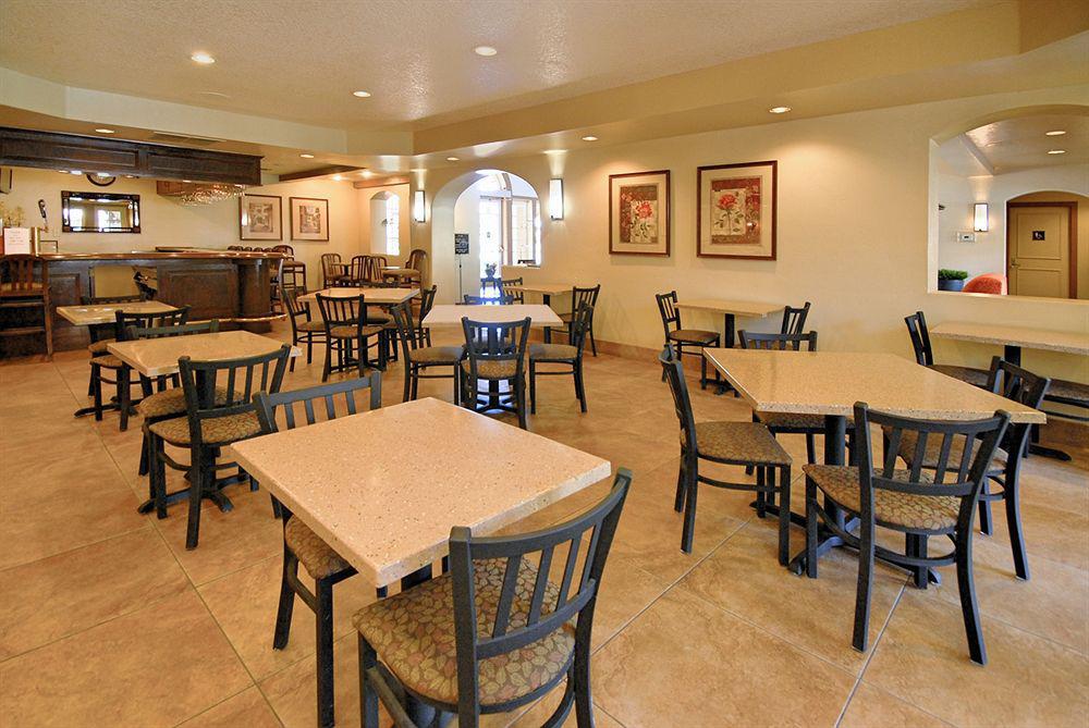 Best Western San Dimas Hotel & Suites Exterior photo